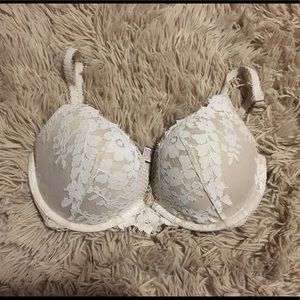 VS dream angle lace push up bra